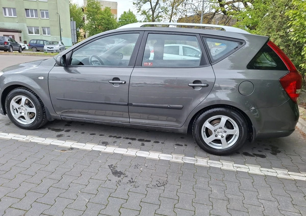 Kia Ceed cena 19800 przebieg: 171675, rok produkcji 2010 z Łódź małe 137